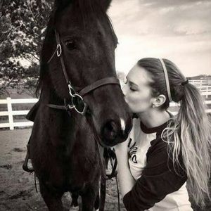 Meet your Posher, Kendall